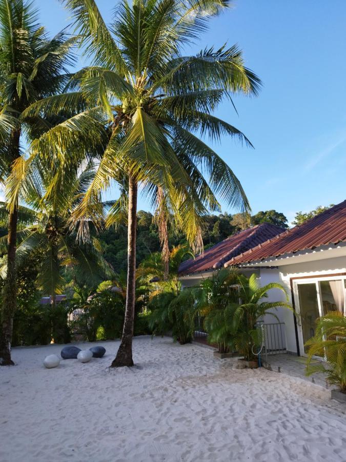 White Sand Ark Resort Sok San Village Esterno foto